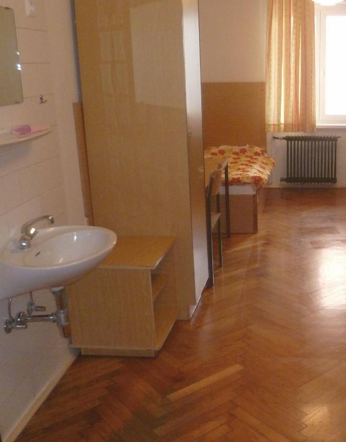 לובליאנה Hostel Tabor חדר תמונה